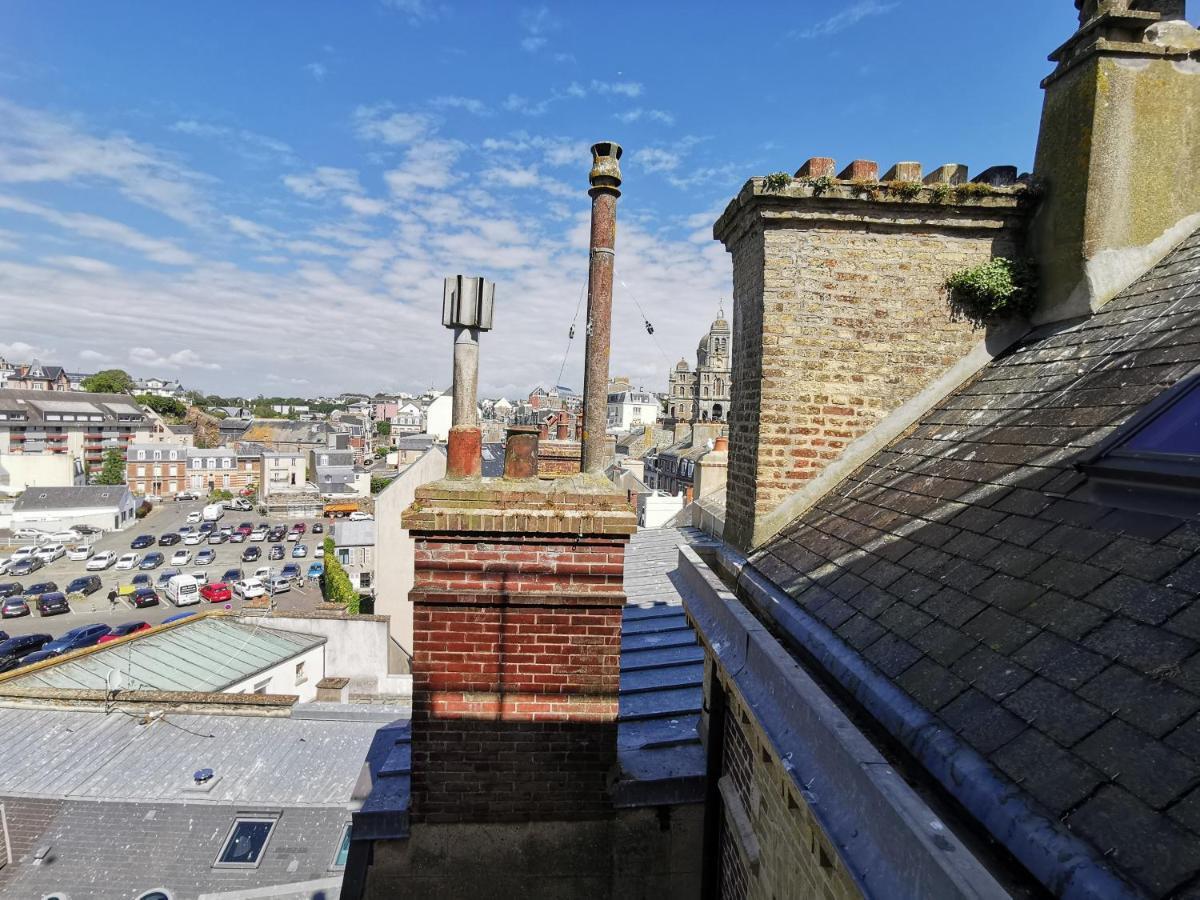 Ferienwohnung Le Balcon Des Vents Granville Exterior foto